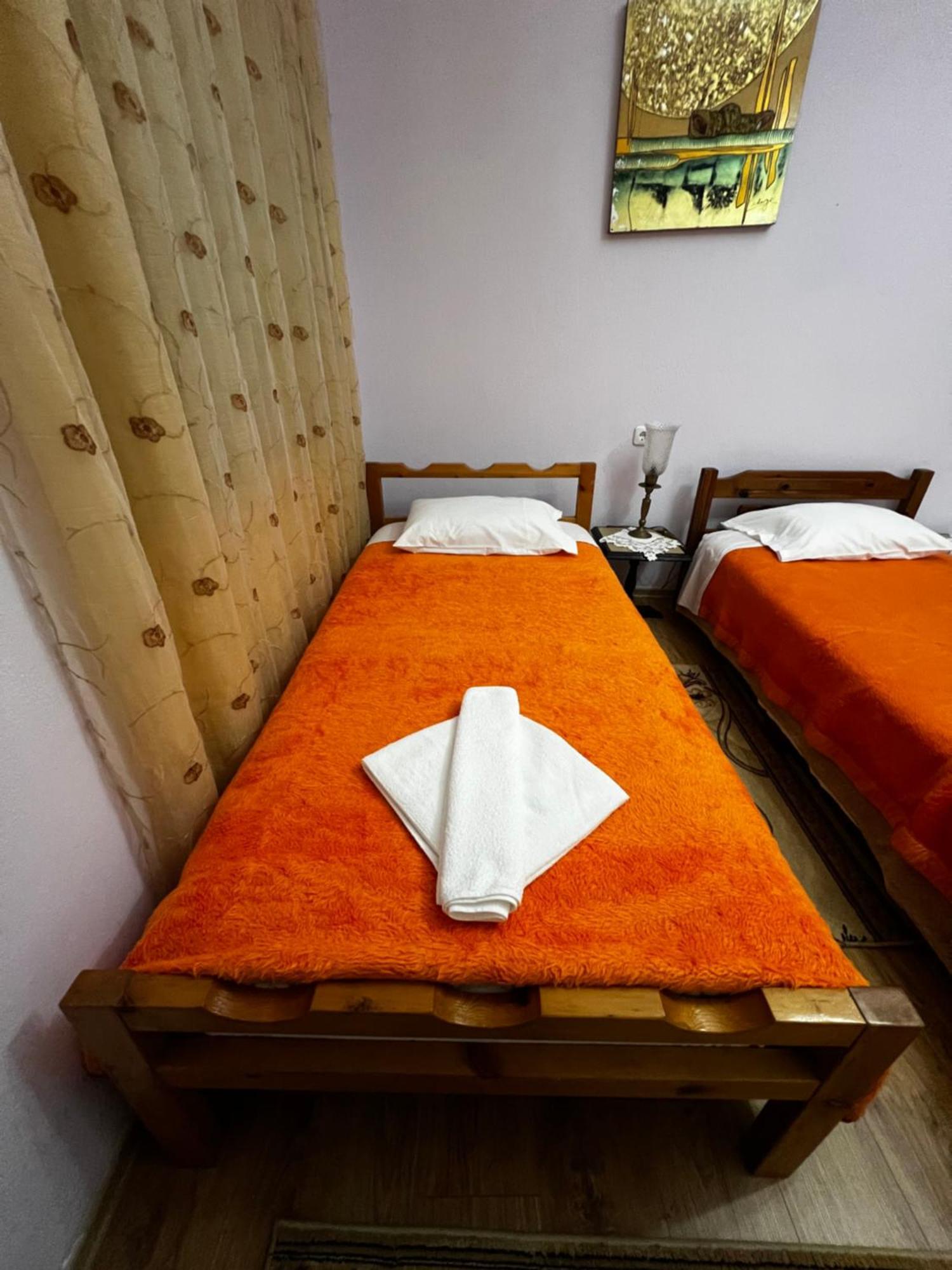 Gjirokastër Luigi Guest House מראה חיצוני תמונה